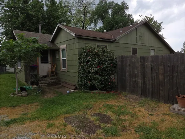 $239,500 | 300 Chestnut Avenue, Red Bluff, CA 96080