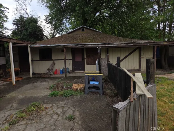 $239,500 | 300 Chestnut Avenue, Red Bluff, CA 96080