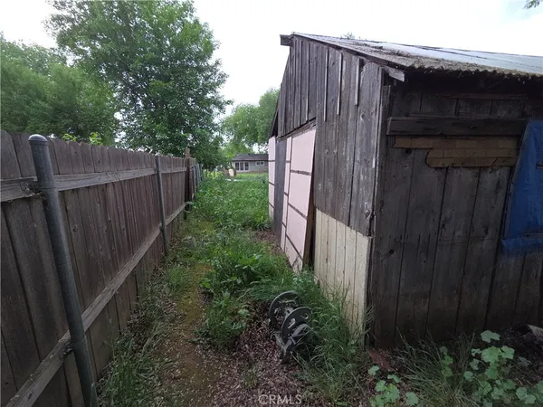 $239,500 | 300 Chestnut Avenue, Red Bluff, CA 96080