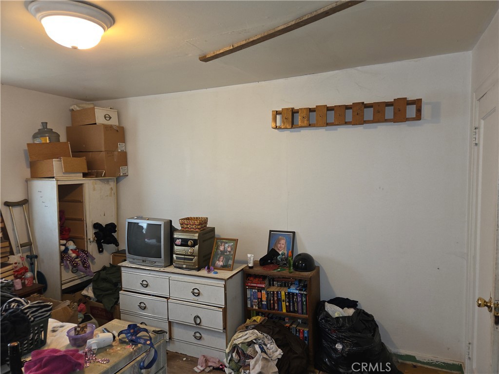 300 Chestnut Avenue Red Bluff, CA 96080 - Photo 10 of 48