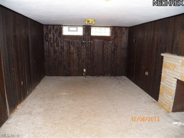 3829 Northwood Road Cleveland, OH 44118 - Photo 4 of 15