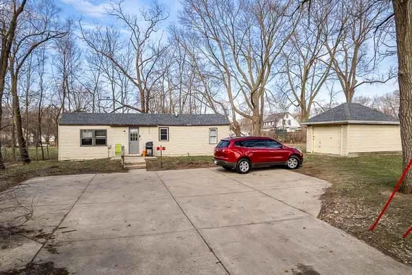 $399,000 | 2160 South Wisconsin, Beloit, WI 53511