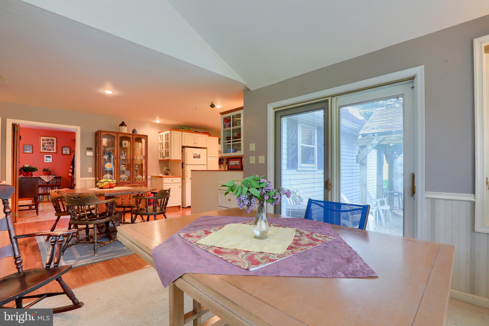 1524 Loop Road Manheim, PA 17545 - Photo 19 of 37 Sun Room