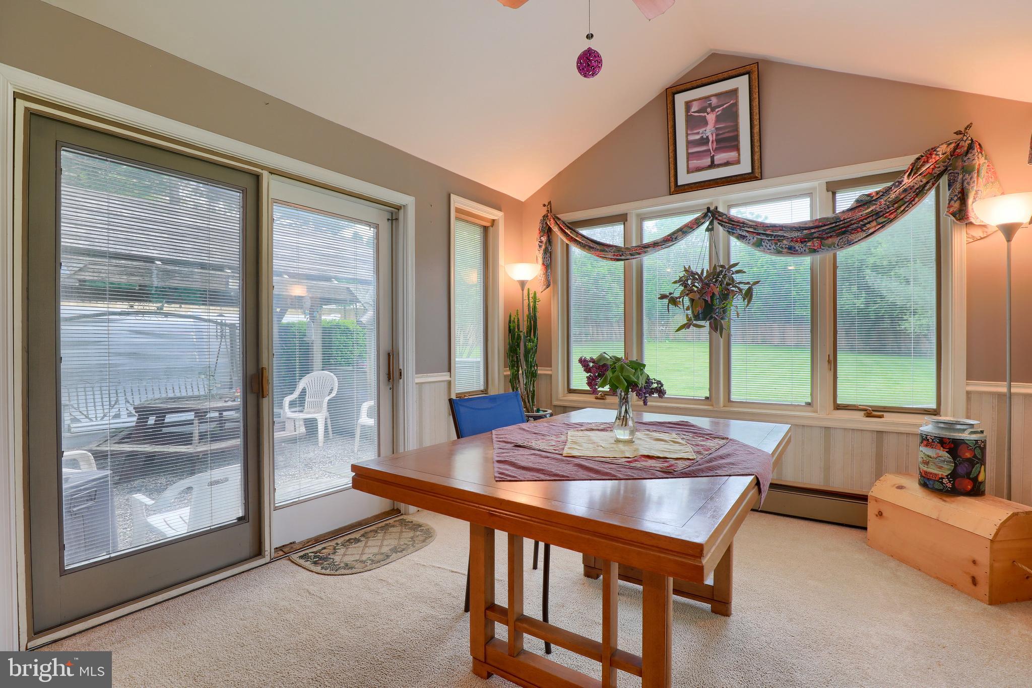 1524 Loop Road Manheim, PA 17545 - Photo 20 of 37 Sun Room