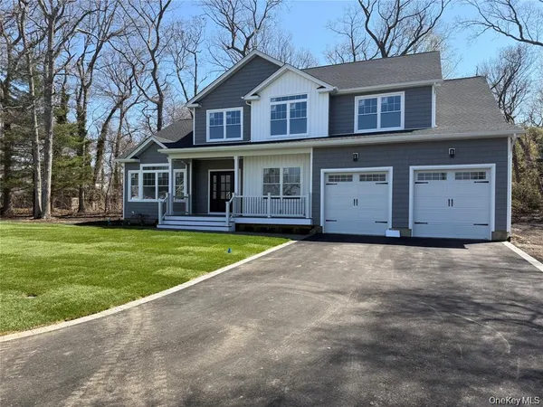 $1,299,990 | 3 Lotto Court, Lake Grove, NY 11755