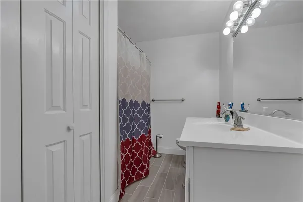 $339,900 | 87 Scenic Drive, West Warwick, RI 02893