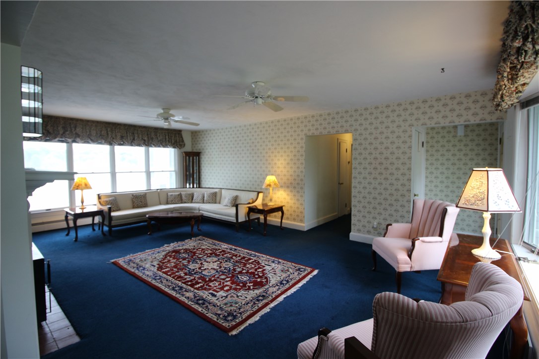 9 Riverside Drive Barrington, RI 02806 - Photo 11 of 17