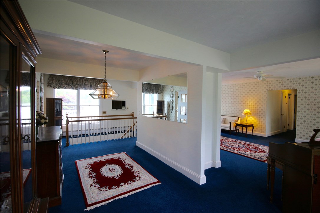 9 Riverside Drive Barrington, RI 02806 - Photo 13 of 17