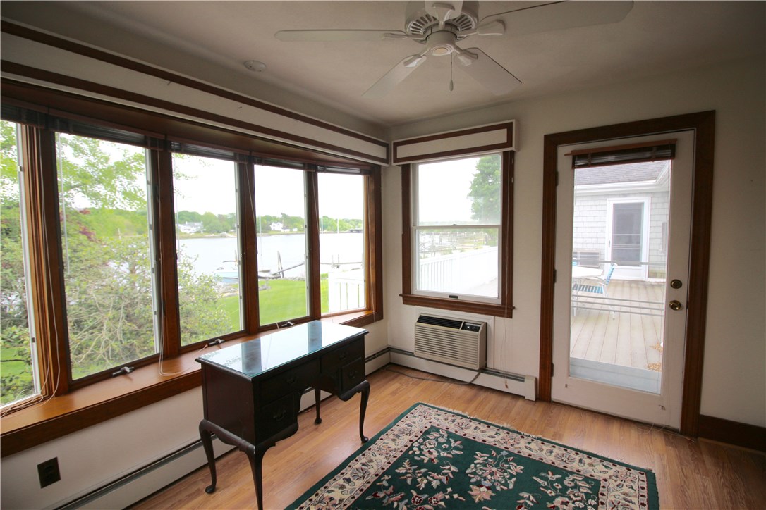 9 Riverside Drive Barrington, RI 02806 - Photo 8 of 17