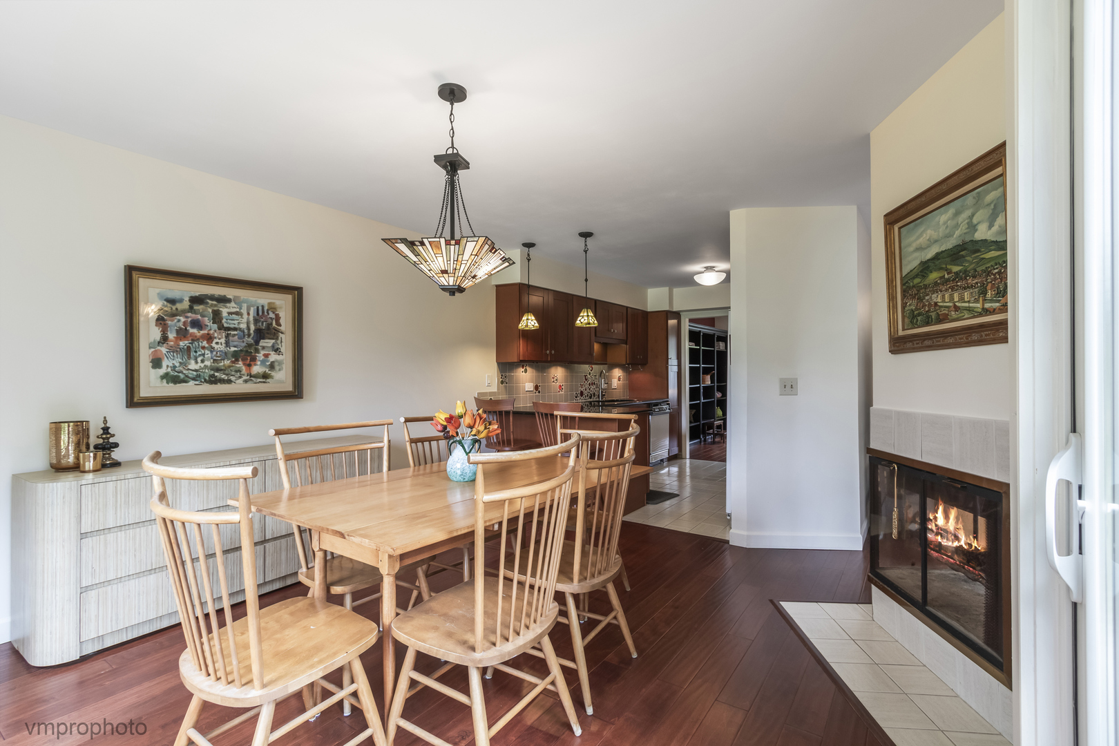 900 Shoreline Road Lake Barrington, IL 60010 - Photo 15 of 43 Gallery Image 15