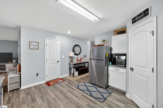 $290,000 | 307 Long Grove Lane, Greer, SC 29650