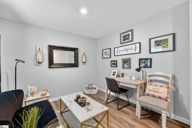 $290,000 | 307 Long Grove Lane, Greer, SC 29650