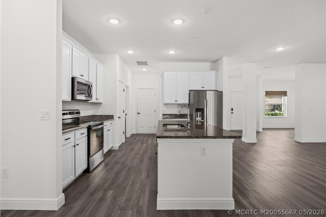 1561 Southeast Portillo Road Port St. Lucie, FL 34952 - Photo 21 of 42 Gallery Image 21