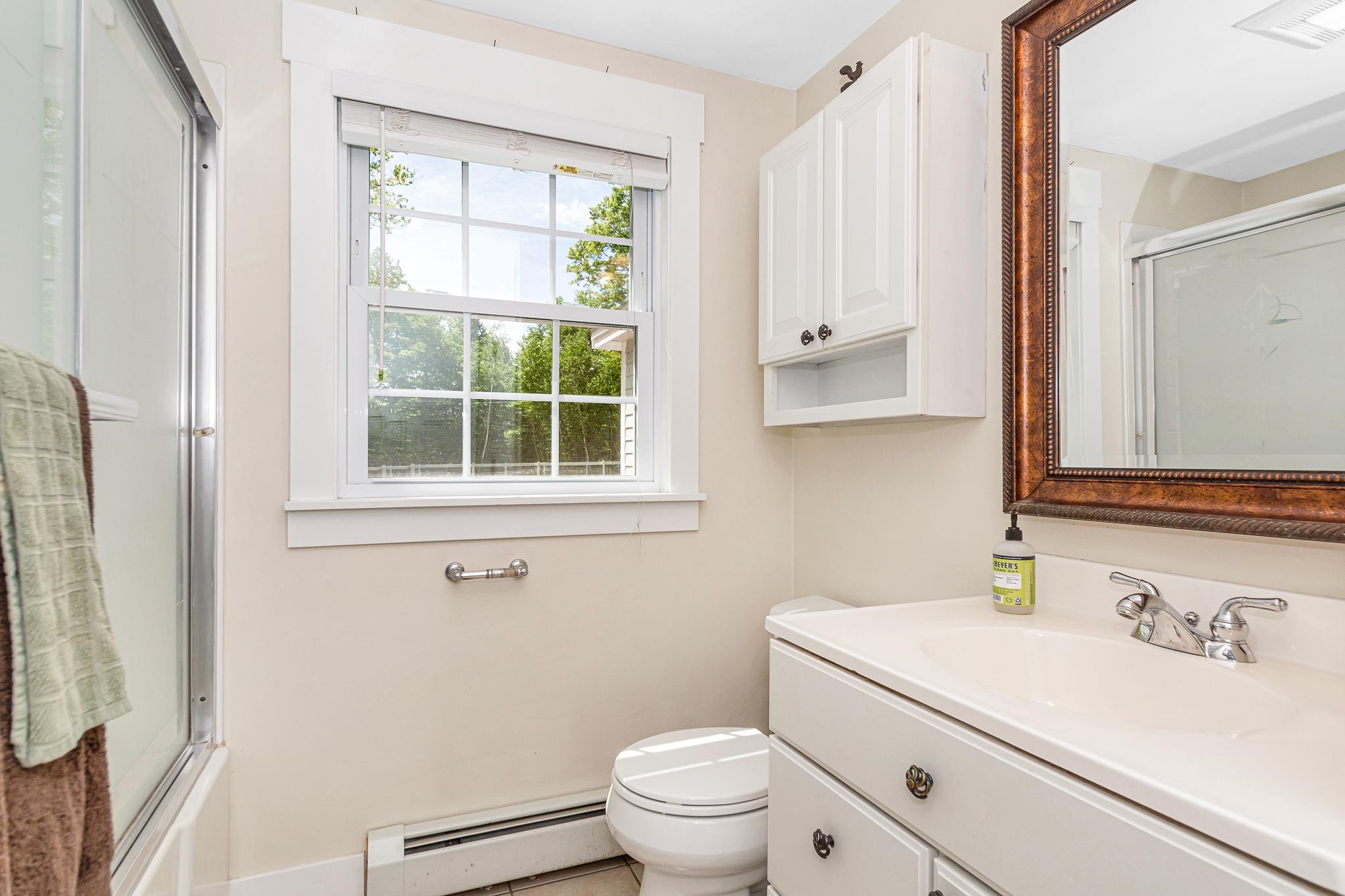 105 N Road Sandown, NH 03873 - Photo 23 of 40