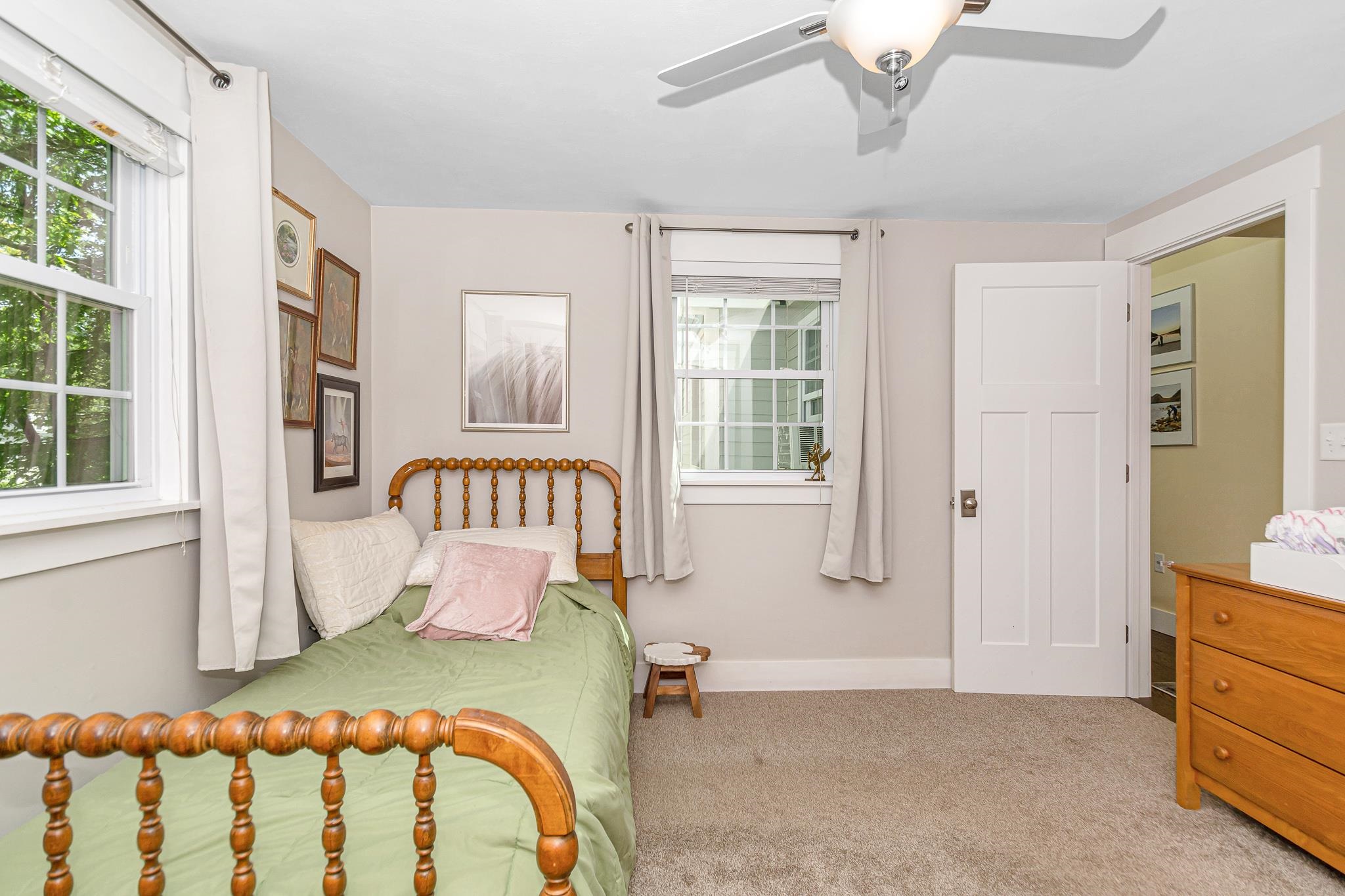 105 N Road Sandown, NH 03873 - Photo 24 of 40
