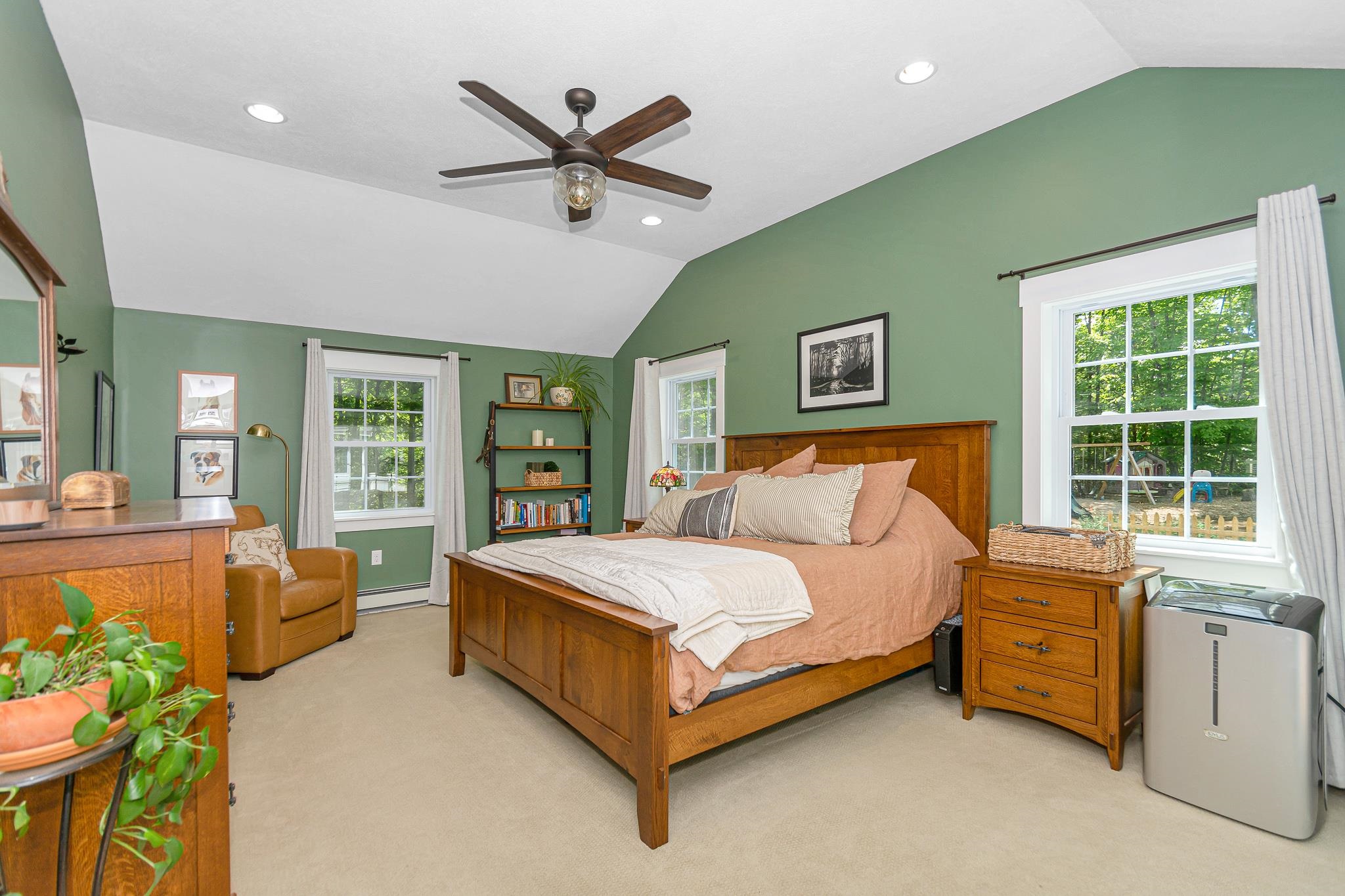 105 N Road Sandown, NH 03873 - Photo 31 of 40