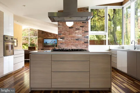 $885,000 | 3306 Pendleton Drive, Silver Spring, MD 20902