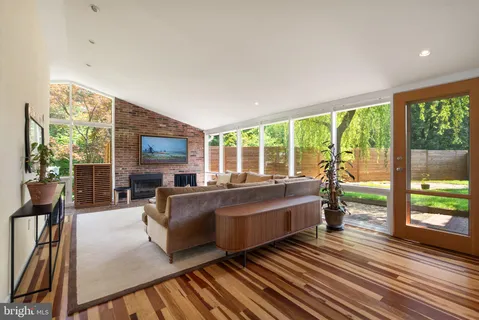 $885,000 | 3306 Pendleton Drive, Silver Spring, MD 20902