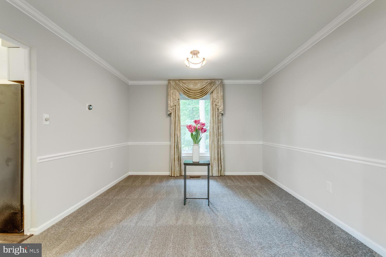 8928 Applecross Lane Springfield, VA 22153 - Photo 18 of 60 Gallery Image 18