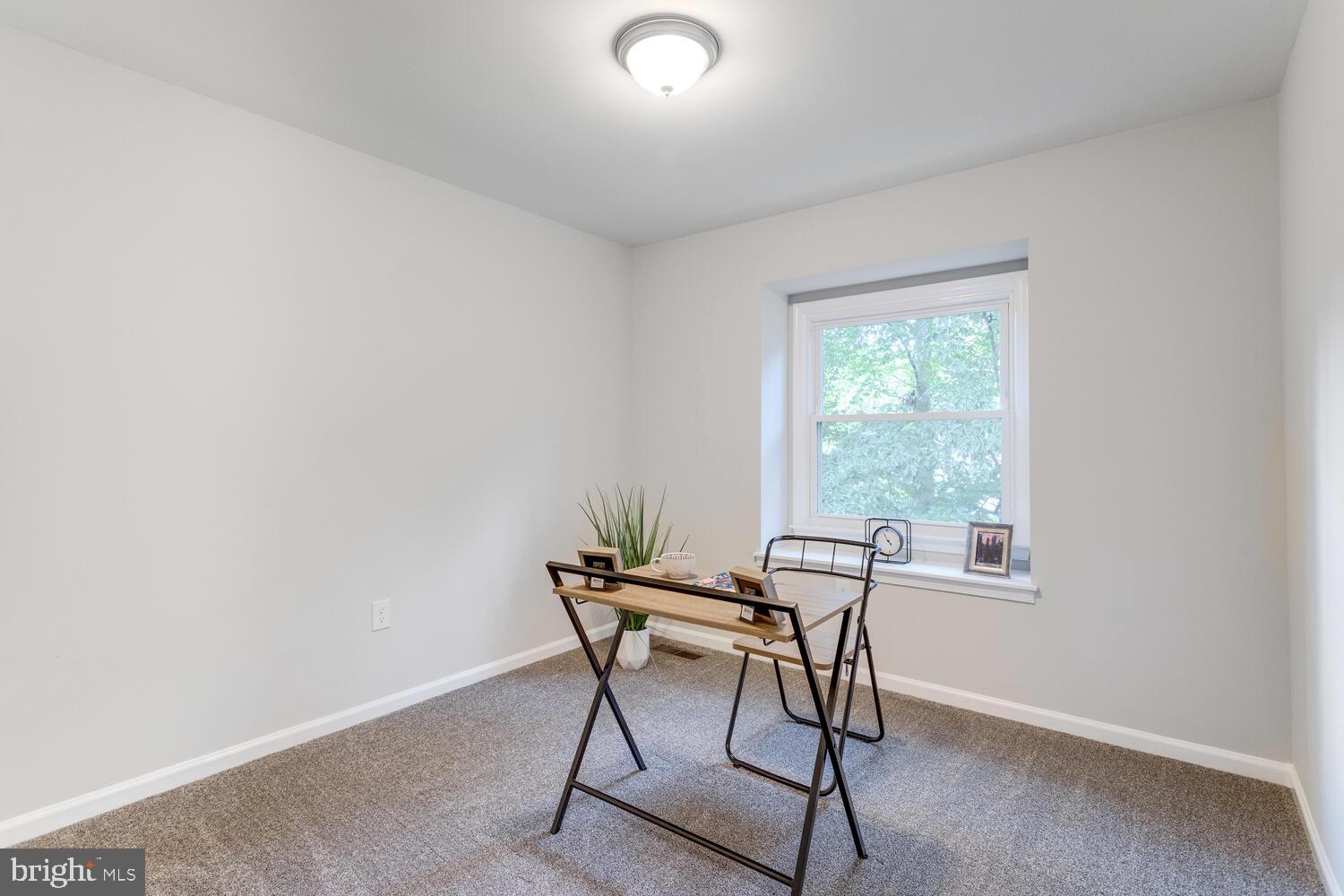 8928 Applecross Lane Springfield, VA 22153 - Photo 21 of 60 Gallery Image 21