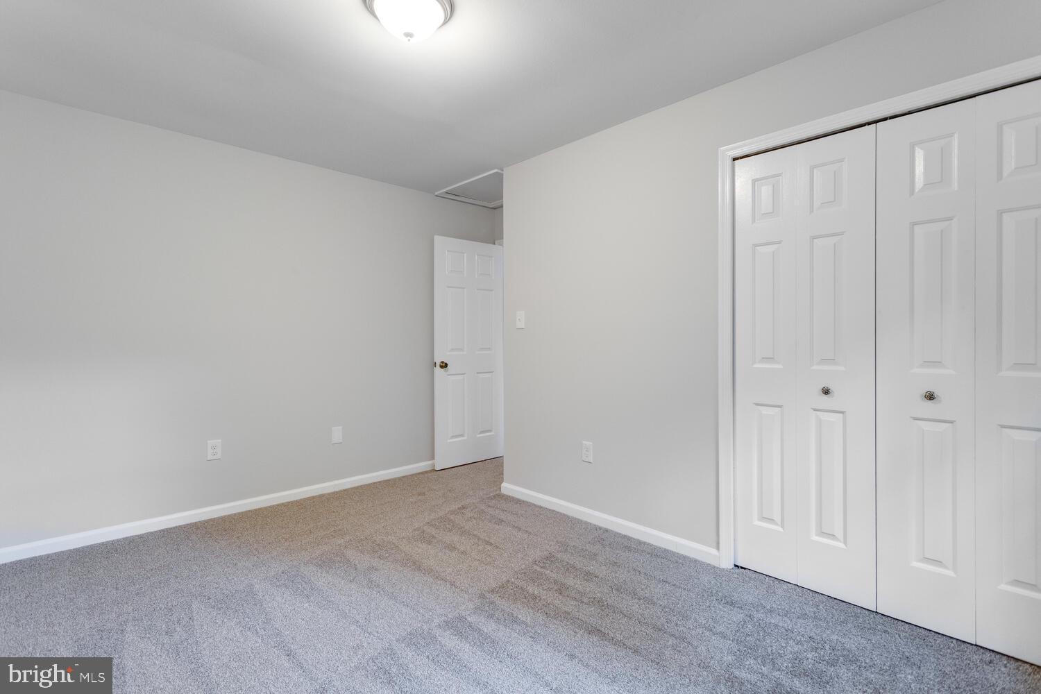 8928 Applecross Lane Springfield, VA 22153 - Photo 25 of 60 Gallery Image 25