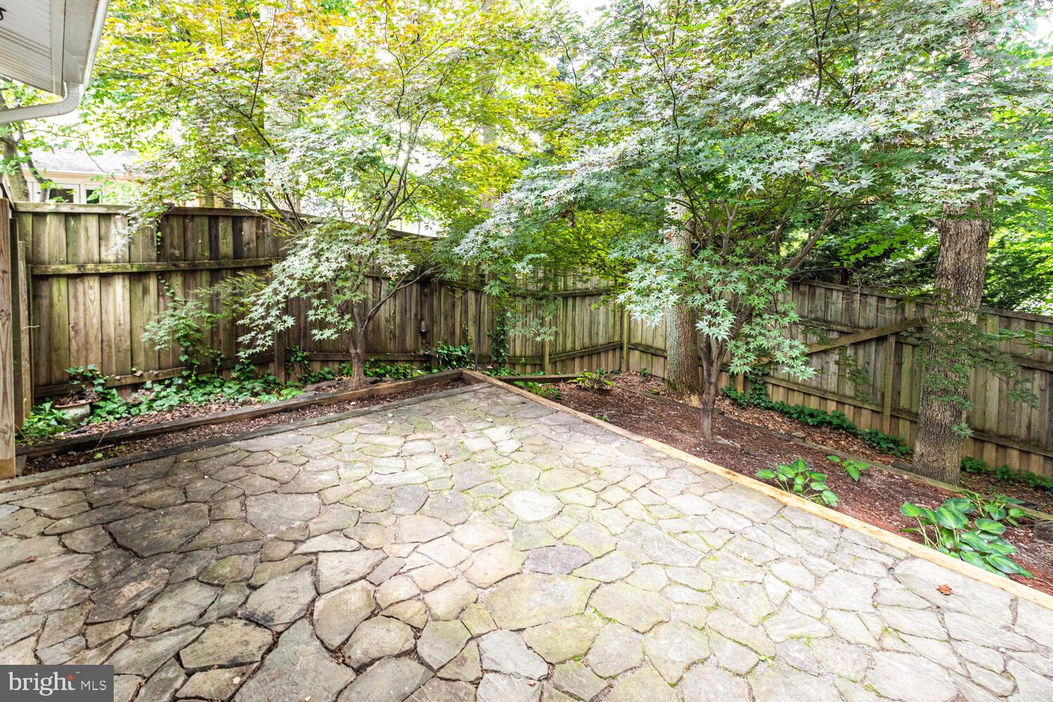 8928 Applecross Lane Springfield, VA 22153 - Photo 54 of 60 Gallery Image 54