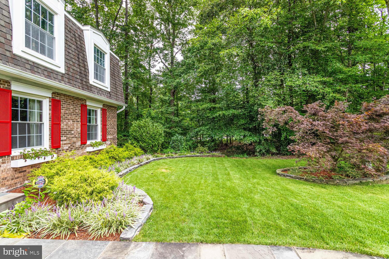 8928 Applecross Lane Springfield, VA 22153 - Photo 60 of 60 Gallery Image 60
