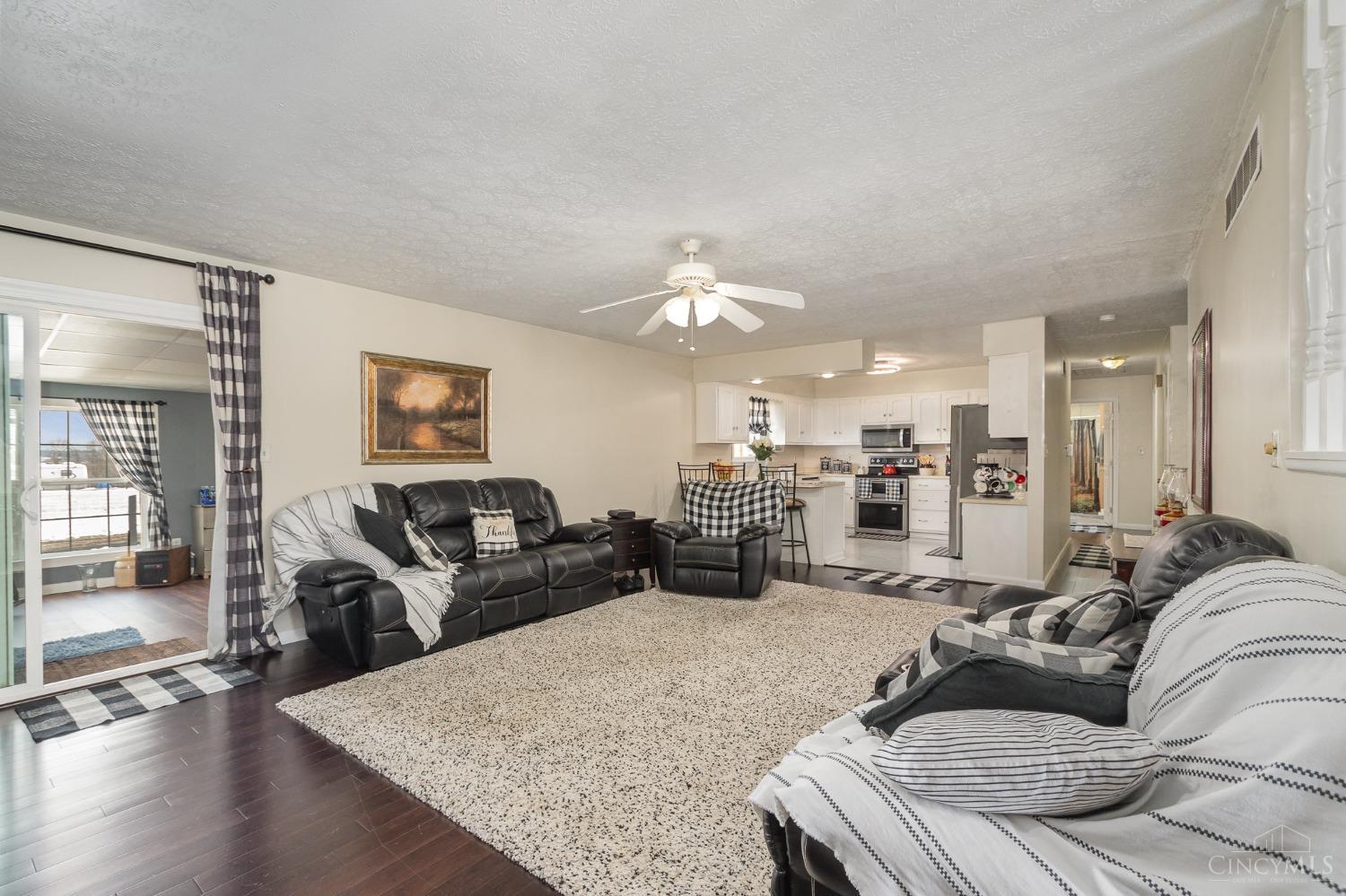 6186 Hamilton Middletown Road Monroe, OH 45044 - Photo 12 of 47 Gallery Image 12