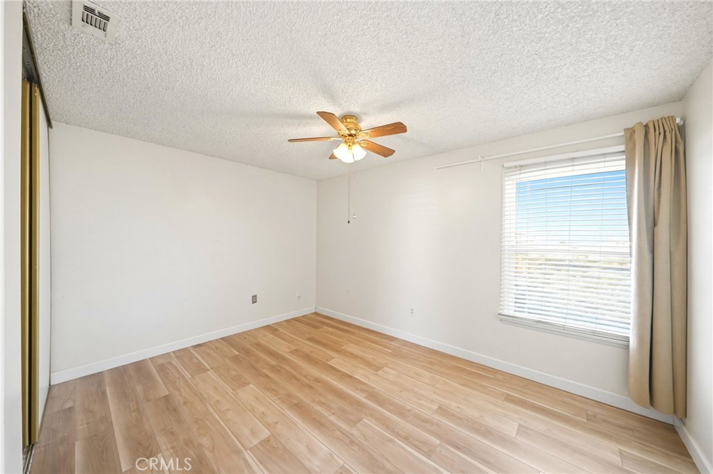 682 South Belden Street Rialto, CA 92376 - Photo 11 of 59