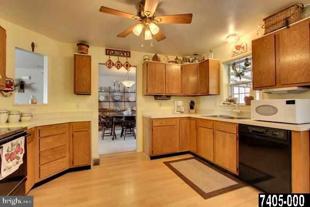 4885 Boyd Road Felton, PA 17322 - Photo 3 of 25 Gallery Image 3