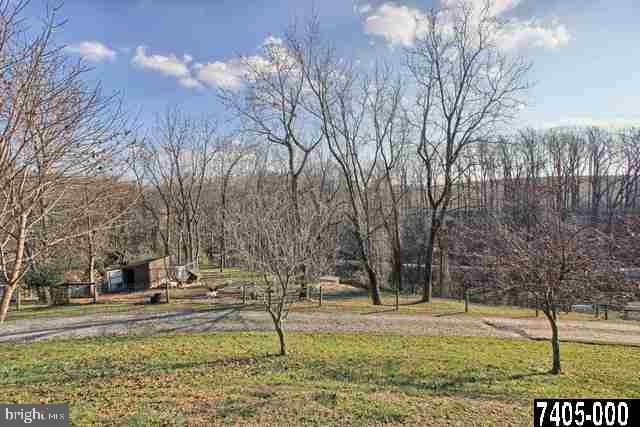 4885 Boyd Road Felton, PA 17322 - Photo 23 of 25 Gallery Image 23