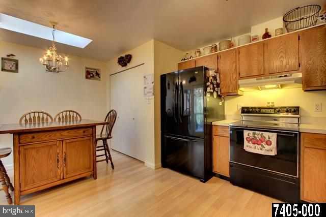 4885 Boyd Road Felton, PA 17322 - Photo 4 of 25 Gallery Image 4