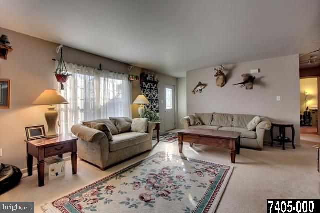 4885 Boyd Road Felton, PA 17322 - Photo 8 of 25 Gallery Image 8