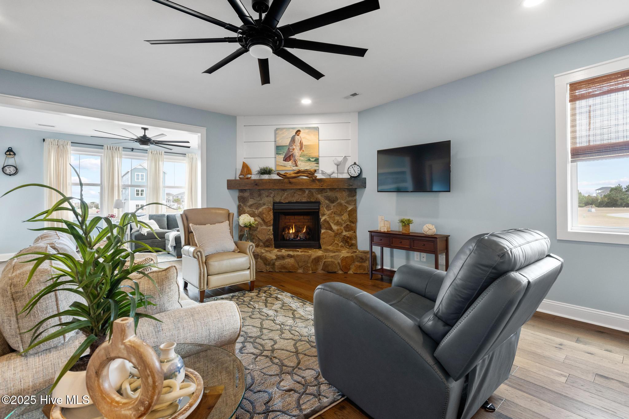 817 Sweetgrass Street Holly Ridge, NC 28445 - Photo 16 of 72 LIVING ROOM.