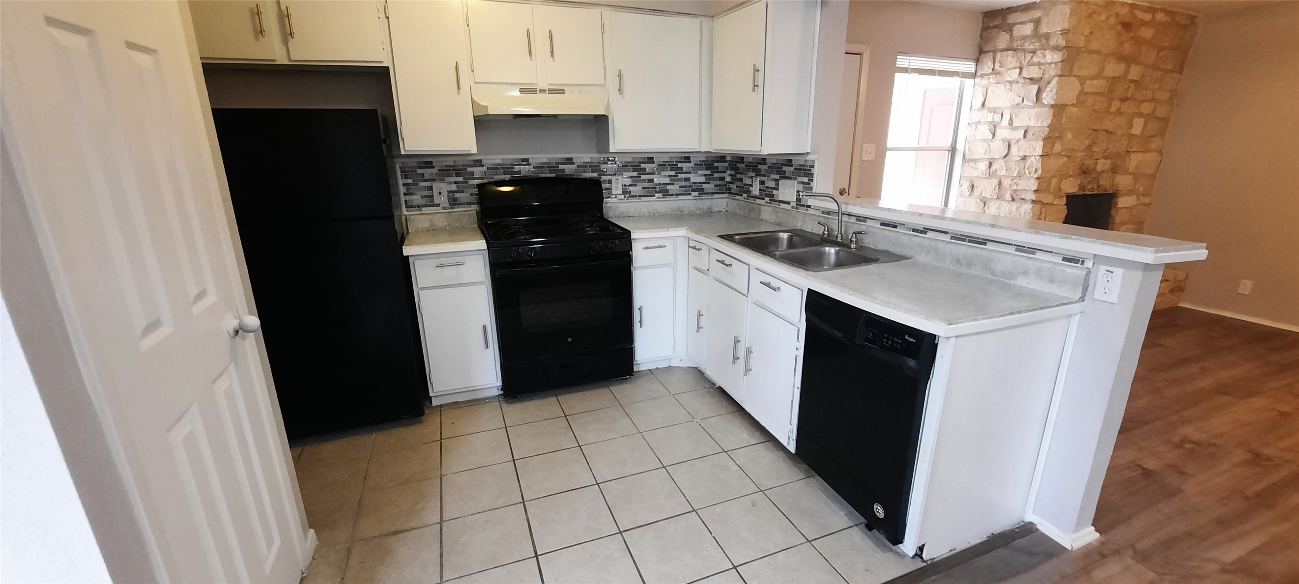 823 Taulbee Lane, Unit B Austin, TX 78757 - Photo 5 of 21