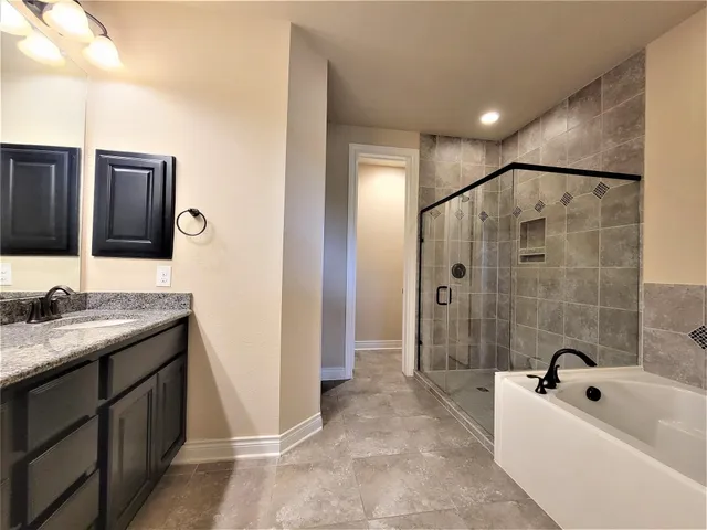 $2,650 | 15347 Westland Gate Drive, Conroe, TX 77384