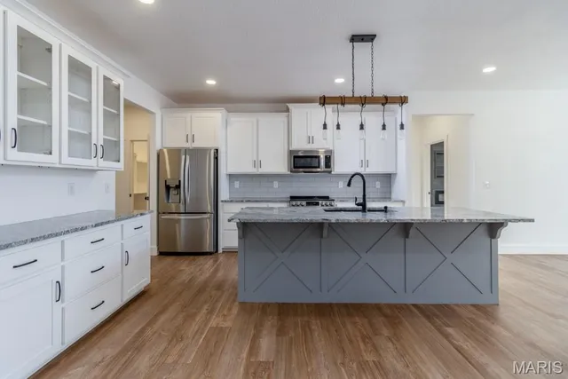 $389,000 | 2505 Candlebark Lane, Lebanon, MO 65536