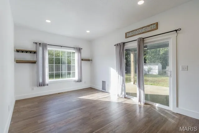 $389,000 | 2505 Candlebark Lane, Lebanon, MO 65536