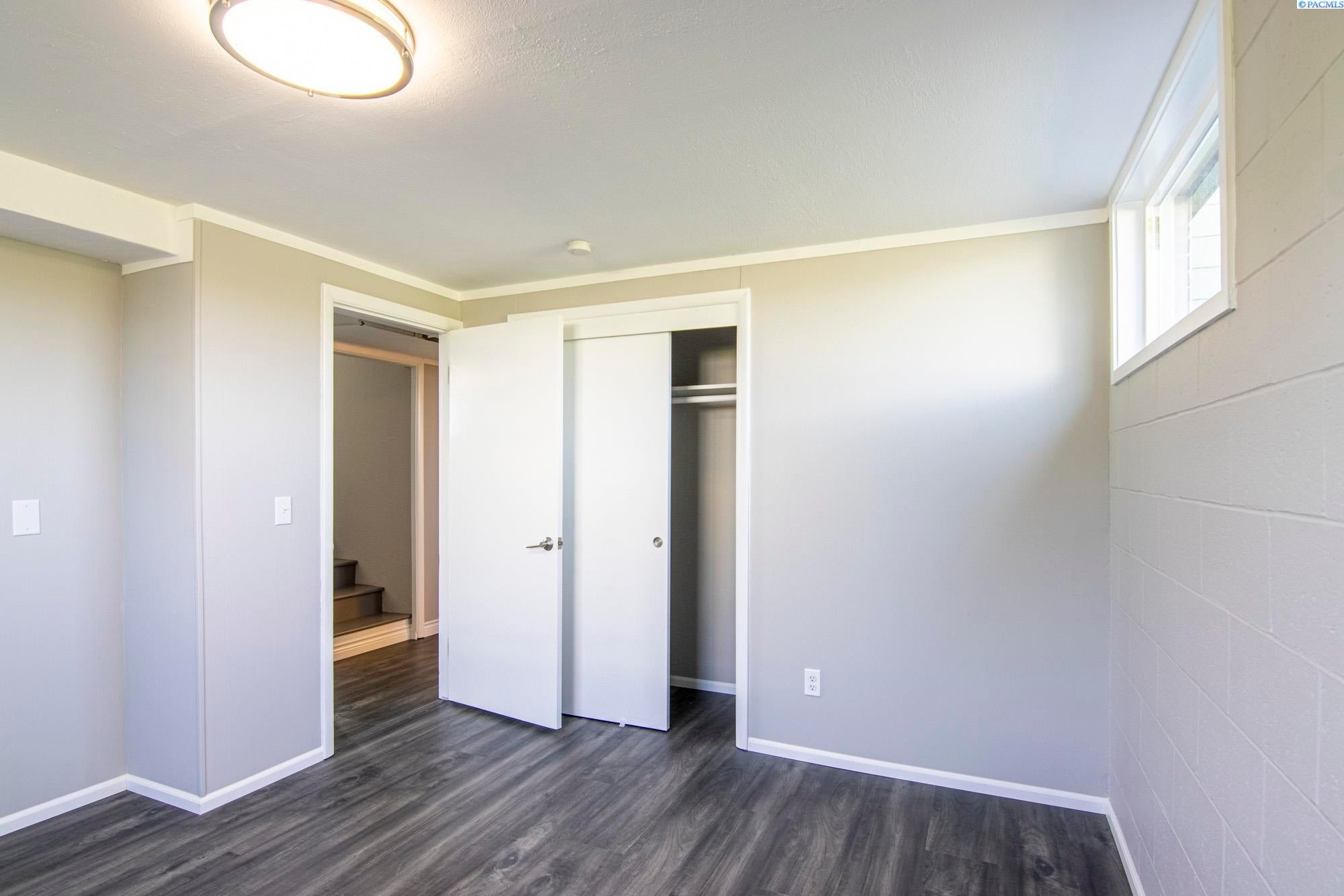 1721 East Allen Road Sunnyside, WA 98944 - Photo 26 of 33 Gallery Image 26