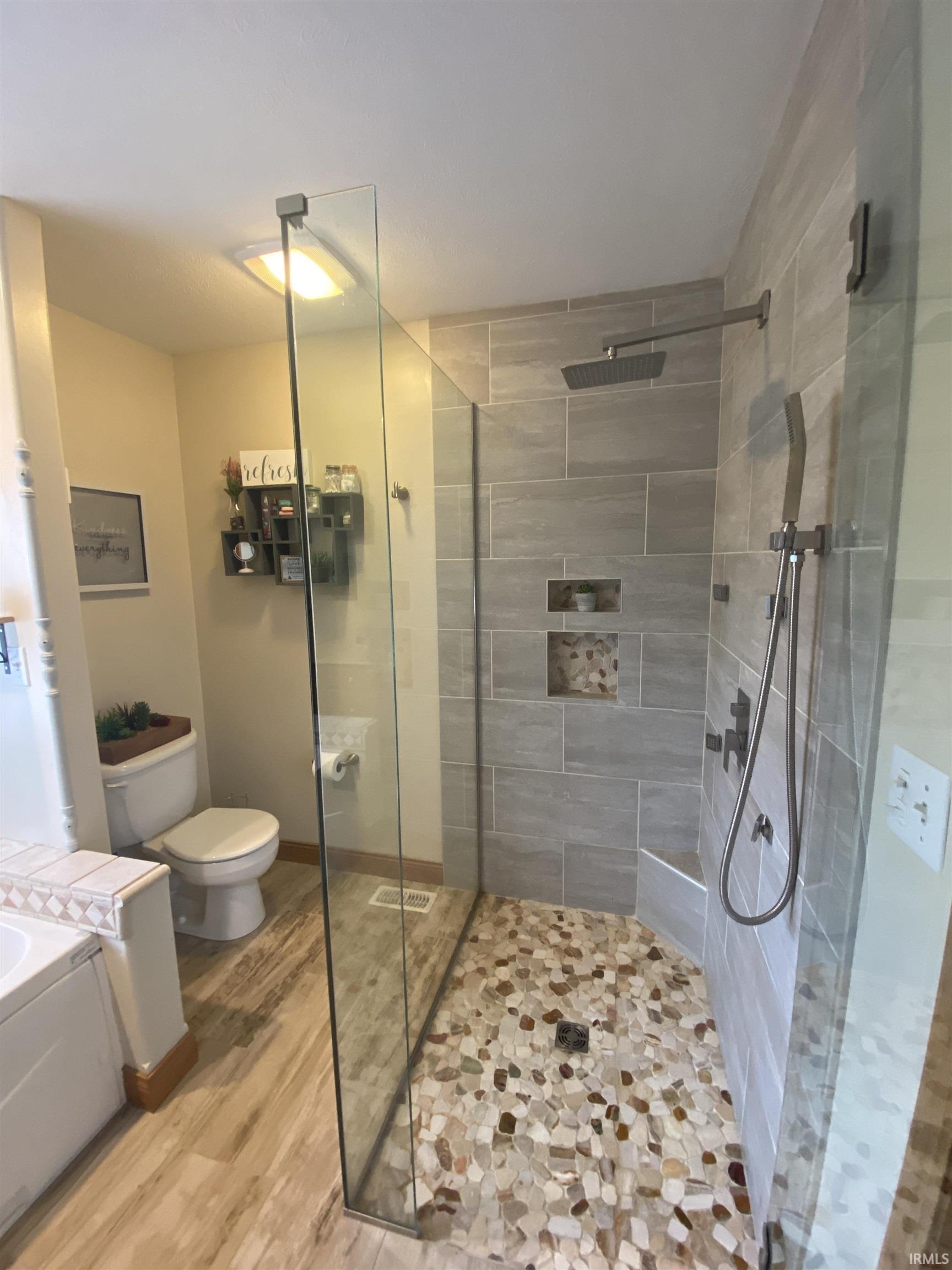 1660 Briar Lane Rochester, IN 46975 - Photo 8 of 30