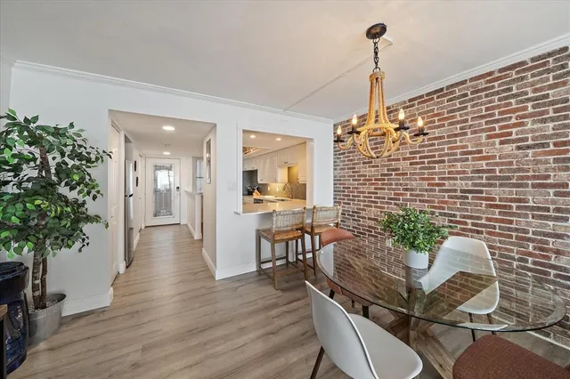 $595,000 | 1770 Benjamin Franklin Drive, Unit 704, Sarasota, FL 34236