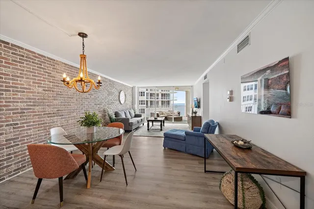 $595,000 | 1770 Benjamin Franklin Drive, Unit 704, Sarasota, FL 34236