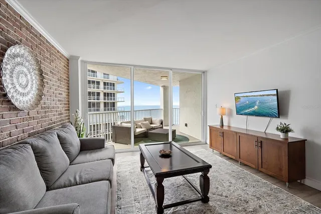 $595,000 | 1770 Benjamin Franklin Drive, Unit 704, Sarasota, FL 34236