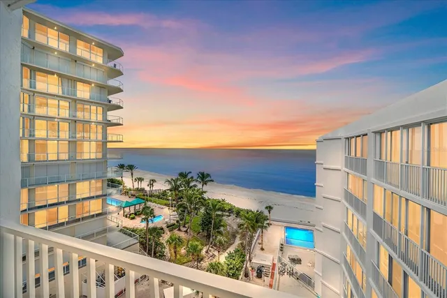 $595,000 | 1770 Benjamin Franklin Drive, Unit 704, Sarasota, FL 34236