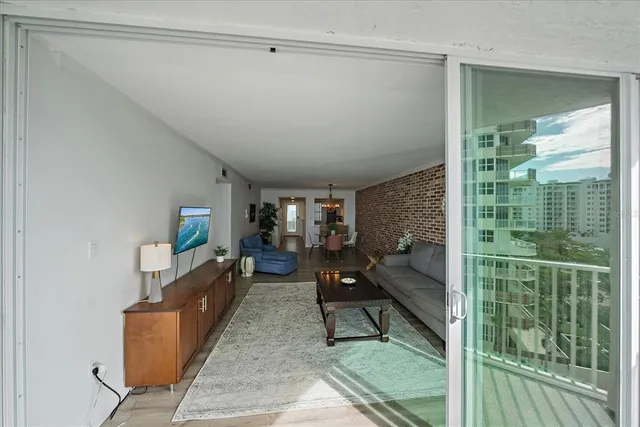 $595,000 | 1770 Benjamin Franklin Drive, Unit 704, Sarasota, FL 34236