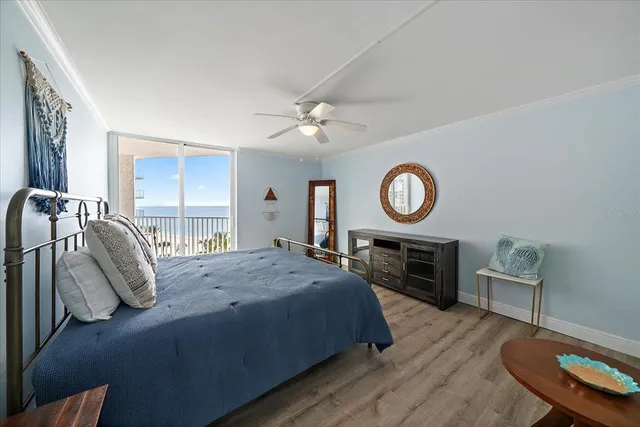 $595,000 | 1770 Benjamin Franklin Drive, Unit 704, Sarasota, FL 34236