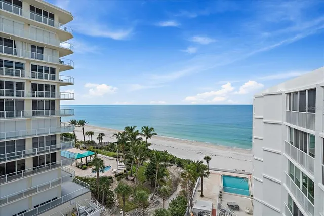 $595,000 | 1770 Benjamin Franklin Drive, Unit 704, Sarasota, FL 34236