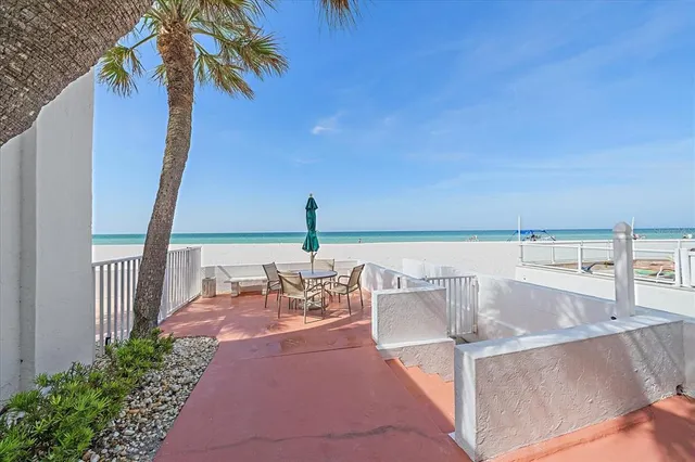 $595,000 | 1770 Benjamin Franklin Drive, Unit 704, Sarasota, FL 34236