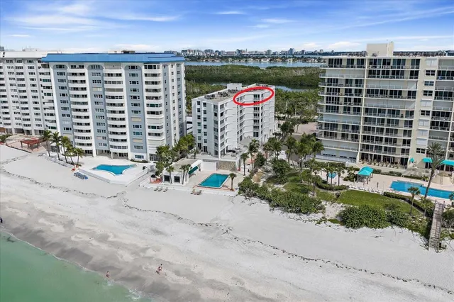$595,000 | 1770 Benjamin Franklin Drive, Unit 704, Sarasota, FL 34236