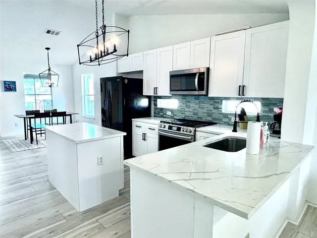 $2,050 | 208 Gila Cliff Drive, Pflugerville, TX 78660